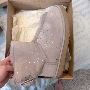 Ugg Stargirl Bow Mini in Gray